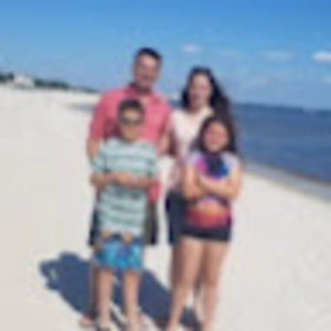 Meet your Posher, Roxanne